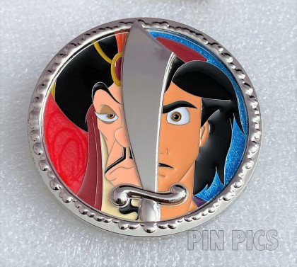 Aladdin and Jafar - Face to Face - Heroes vs Villains Trading Event 2021