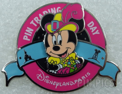 DLP - Pin Trading Day - Princesses and Pirates - Pirate Minnie