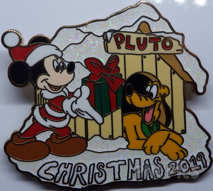 WDW - Christmas 2019 - Santa Mickey with Pluto
