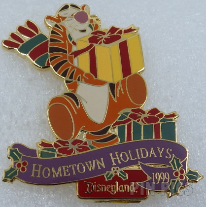 DL - Tigger - Winnie the Pooh - Presents - Hometown Holidays 1999