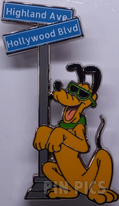 DSSH - Pluto - Hollywood Street Sign