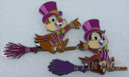 DLP - Chip and Dale - Halloween - Flying A Broom - Set
