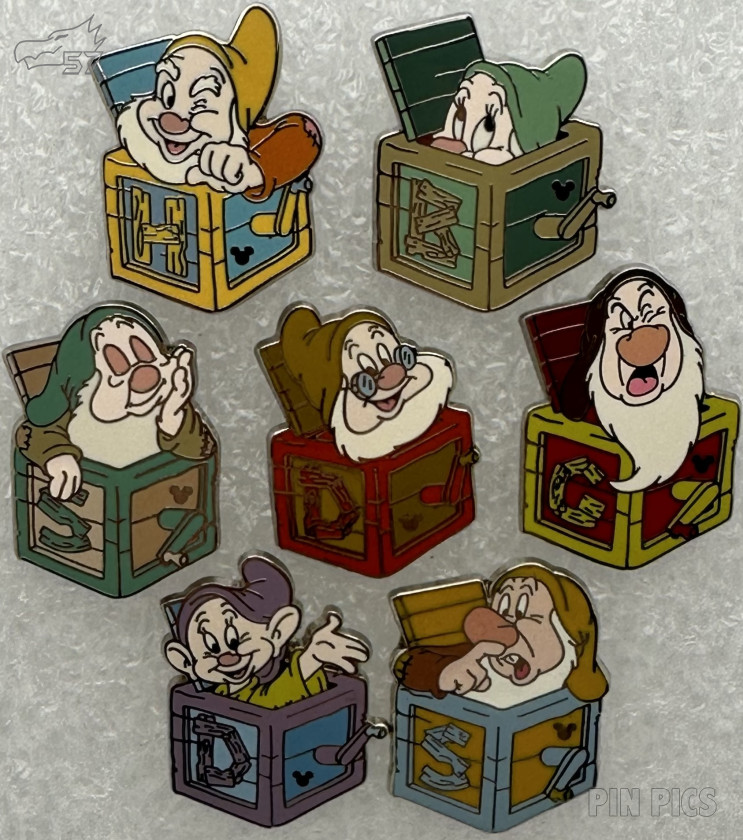 DL - Seven Dwarfs Jack in the Box Set - Hidden Mickey 2009