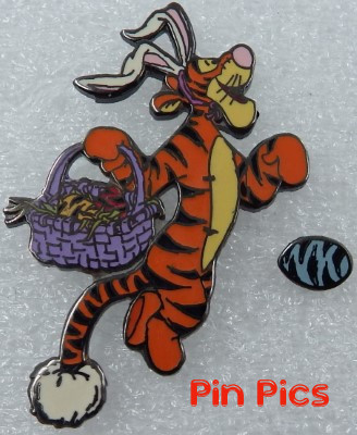 DCA - Bouncing Tigger and Egg -  Easter Set