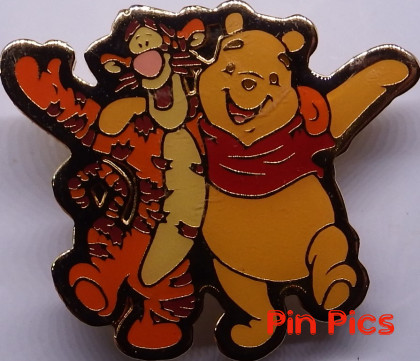 JDS - Pooh & Tigger - Buddies Hugging