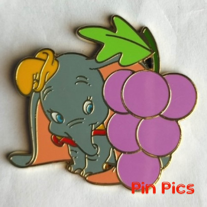 Uncas - Dumbo - With Grapes