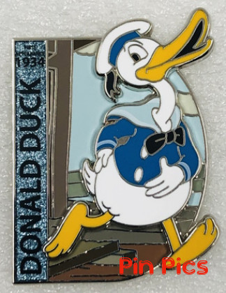 DL - Donald - Wise Little Hen - First Appearance - Eras - Disney 100 - Magic Key