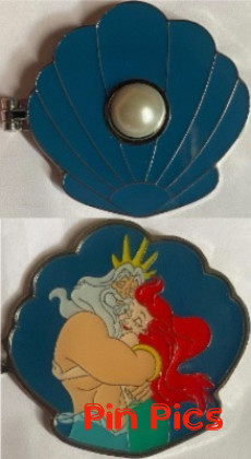 Loungefly - King Triton and Ariel - Little Mermaid - Hinged Shell - Pearl - Mystery