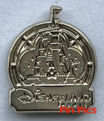 Disneyland Paris Castle - Tiny Kingdom