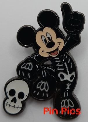 Loungefly - Mickey Mouse - Glow-In-The-Dark Skeleton - Halloween