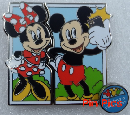 WDW - Mickey, Minnie - Meeting a Character - Magical Experience - Magic Hap-Pins Event