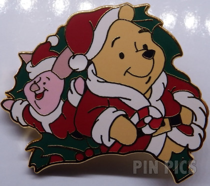 DS - Pooh and Piglet - Christmas Wreath - 12 Months of Magic 