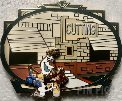 DEC - Olaf Making Paper Dolls - Frozen - Cutting Building - A Day at the Disney Studios