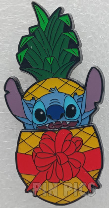 Loungefly - Stitch - Lilo and Stitch - In a Pineapple - Christmas - Hot Topic