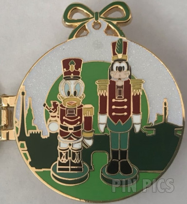 132789 - WDW - Donald and Goofy as Nutcrackers - Ornament - Epcot Festival of the Holidays - DVC