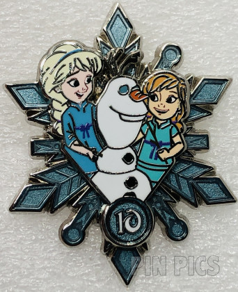 Young Elsa, Young Anna and Olaf - Frozen - 10th Anniversay