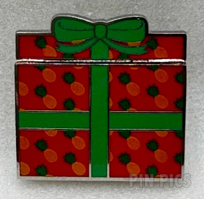 159970 - Loungefly - Stitch - Lilo and Stitch - Christmas Present - Holiday Gift Box - Slider - BoxLunch