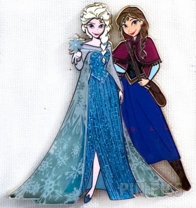 DEC - Anna and Elsa - Frozen - Adventure Outfits - 10 Years of Frozen Fashion