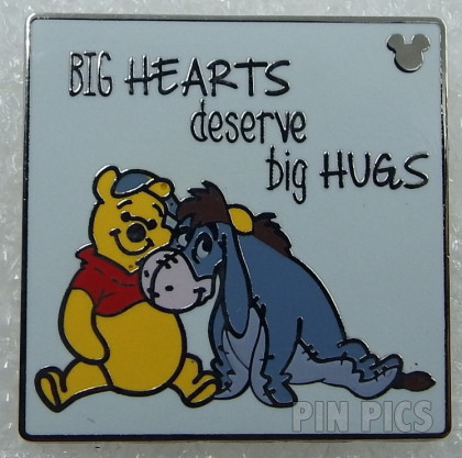 DLR - Pooh and Eeyore - Hidden Mickey 2019 - Pooh Quotes - Big Hearts deserve big HUGS