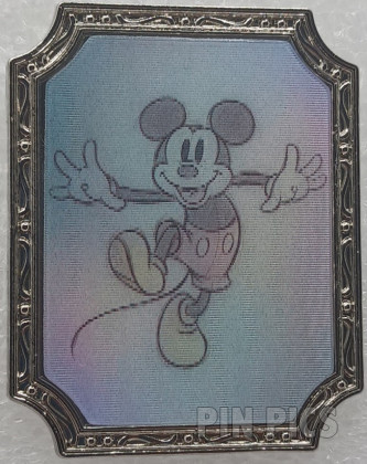 160681 - Uncas - Mickey Mouse - Sketch Lenticular - Disney 100 - Black and White to Color