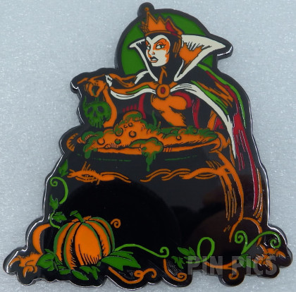 PALM - Evil Queen - Snow White and the Seven Dwarfs - Halloween - Glow in the Dark