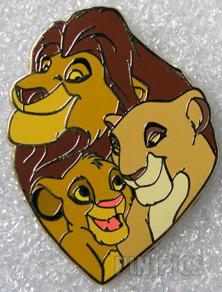 The Lion King Family - AP - Mufasa, Sarabi and Simba