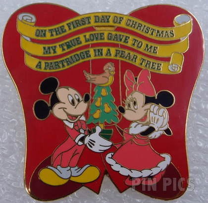 WDW - Minnie and Mickey - Holiday 2000 Wreath - 12 Days Of Christmas - 1st Day
