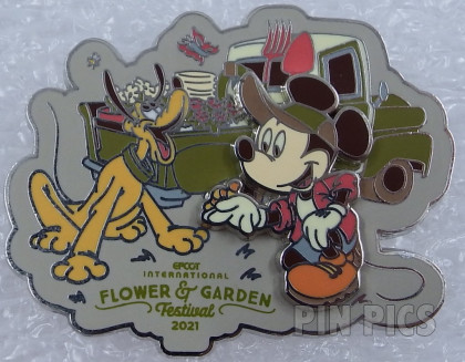WDW - Mickey and Pluto - EPCOT - Flower & Garden Festival 2021