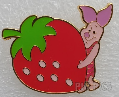 Loungefly - Piglet with a Strawberry - Garden - Mystery - Winnie the Pooh