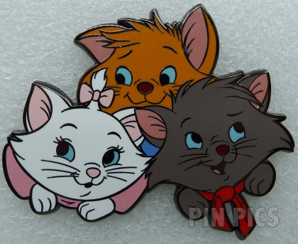 Loungefly - Marie Berlioz Toulouse Aristocats - The Kittens - Pins Break the Internet