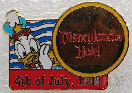 DL - Donald - Cast Exclusive - Disneyland Hotel - 4th of July 1998