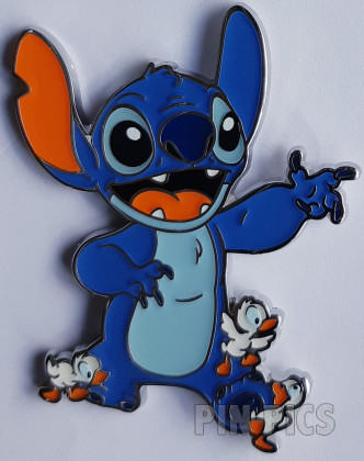 DLP - Stitch and Ducklings - Paris Booster - Pointing Right