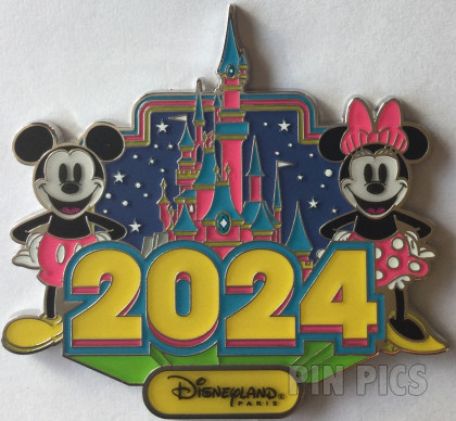 DLP - Mickey and Minnie Mouse - 2024 - Castle - Date