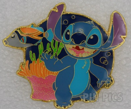 Loungefly – Stitch – Underwater with Trigger Fish and Coral - Lilo and Stitch
