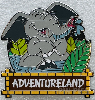 WDW - Elephant - Adventureland - Magic Kingdom - Lands - Booster