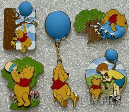 DIS - Winnie the Pooh and Christopher Robin - Honey Tree - Bees - Blue Balloon - 55th Anniversary - Set