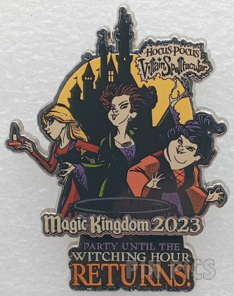 Hocus Pocus - Sarah, Winifred and Mary Sanderson - Magic Kingdom 2023  - Halloween- Witching Hour Returns