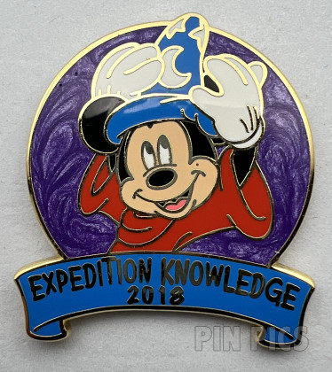UK - Sorcerer Mickey - Expedition Knowledge 2018 - Trivia Award - Cast Member Exclusive