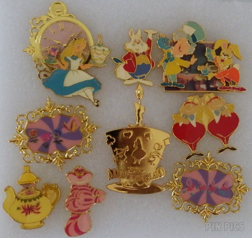 Japan - Alice in Wonderland - 70th Anniversary 9 Pin Set