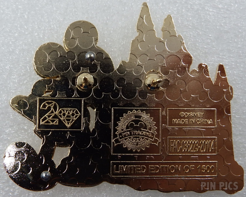 164567 - WDW - Mickey Mouse Black and White - Castle - 20 Years Pin Trading
