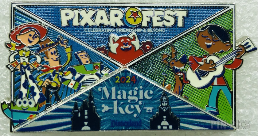 DL - Jessie, Woody, Buzz, Alien, Miguel, Dante and Panda Mei - Pixar Fest 2024 - Magic Key Exclusive