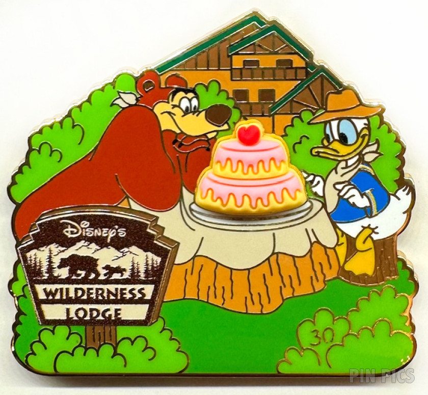 WDW - Humphrey Bear and Donald Duck - Cake - Wilderness Lodge - 30th Anniversary