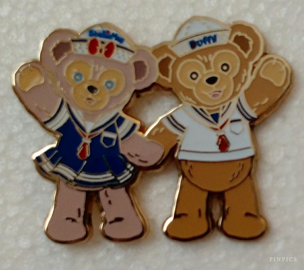 HKDL - Duffy and ShellieMay Mystery Tin Collection - Sailor Duffy Shellie May standing