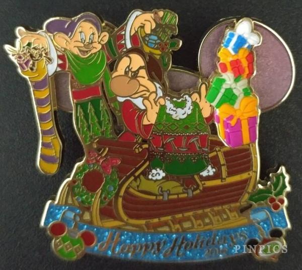 HKDL - Happy Holidays 2016 - Dopey and Grumpy
