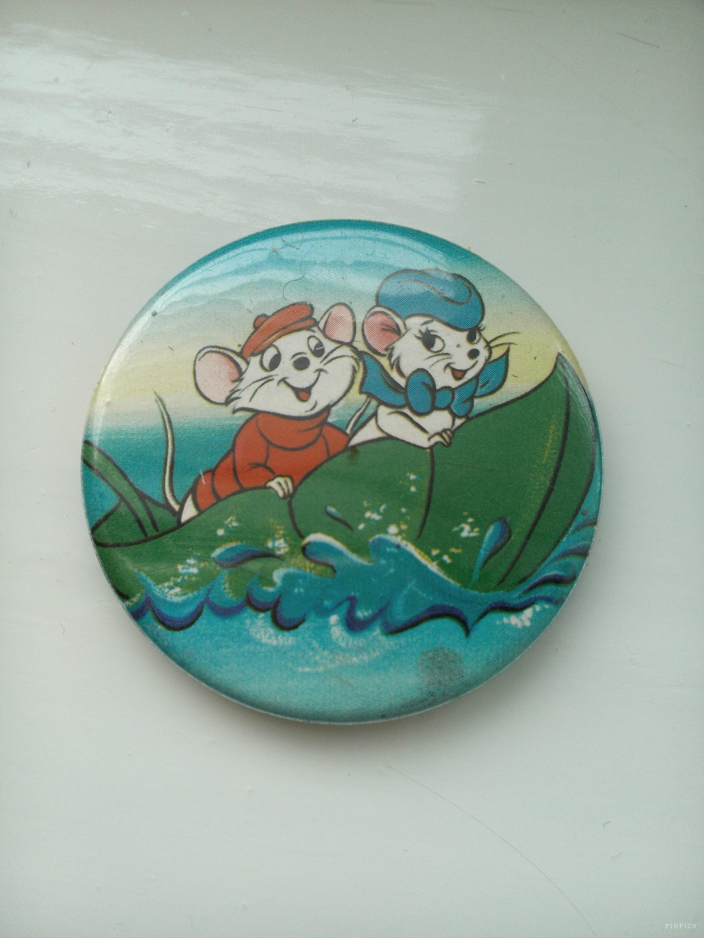 Button: The Rescuers, Bianca and Bernard On A Leaf