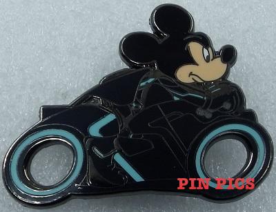 SDR - Tron Lightcycle Power Run Ride - Mickey