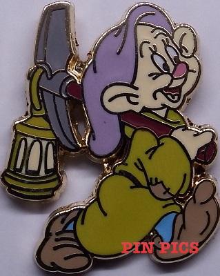Snow White and the Seven Dwarfs - Limited Edition Blu-ray Collector's Set - 8-Pin Boxed Set - Dopey Only