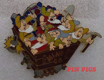 DS - Dopey, Sneezy, Grumpy, Bashful, Doc and Happy - Snow White and the Seven Dwarfs - Mine Cart