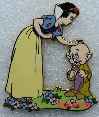 WDW - It All Started With Walt - Boxed Pin Set - Animator Desk Classics - Snow White and Dopey