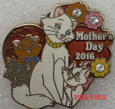 Mother's Day 2016 - Duchess, Marie, Berlioz and Toulouse